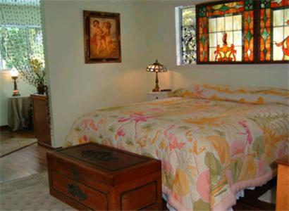 Lava Tree Tropic Inn Pahoa Extérieur photo