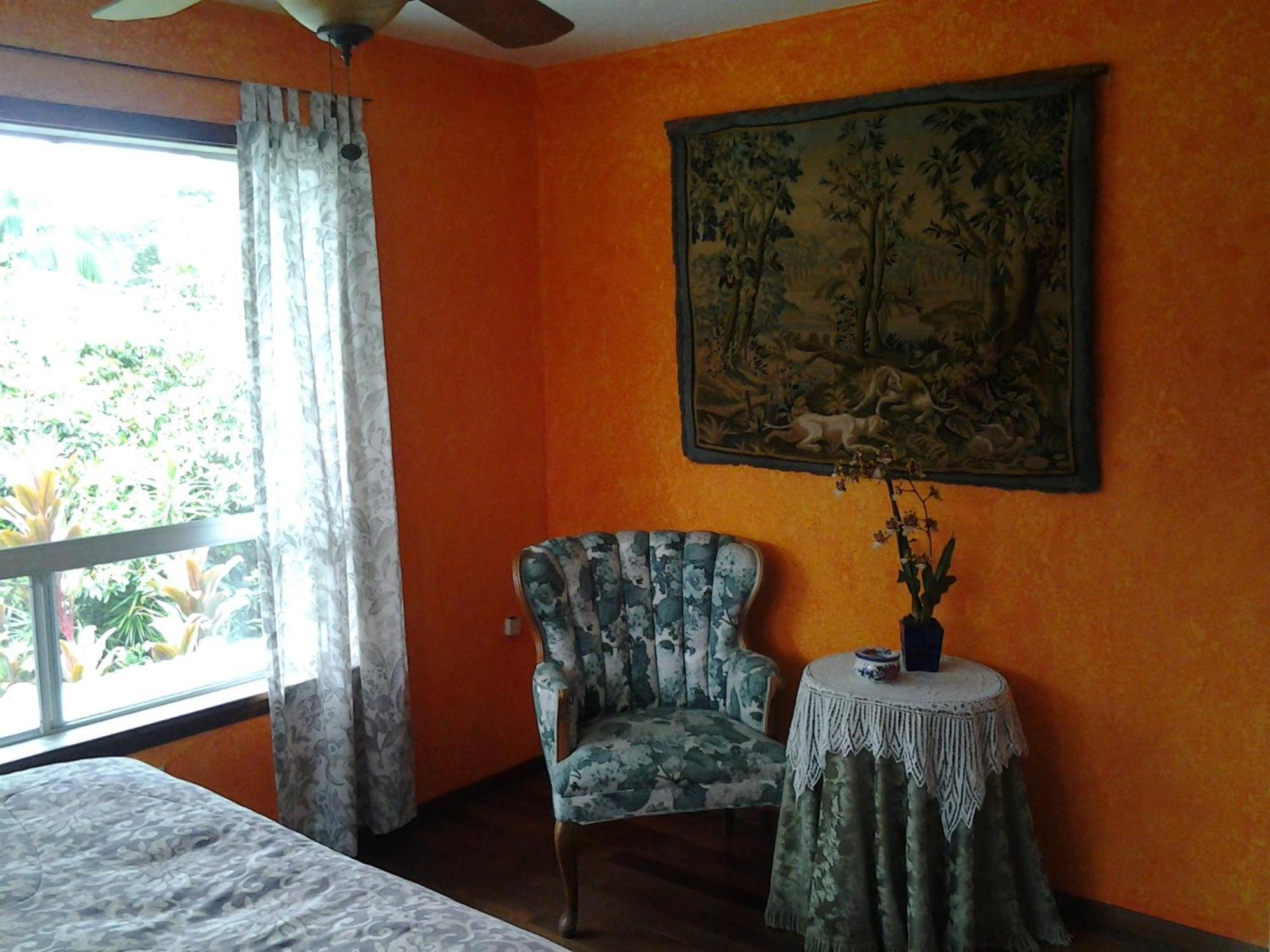 Lava Tree Tropic Inn Pahoa Extérieur photo