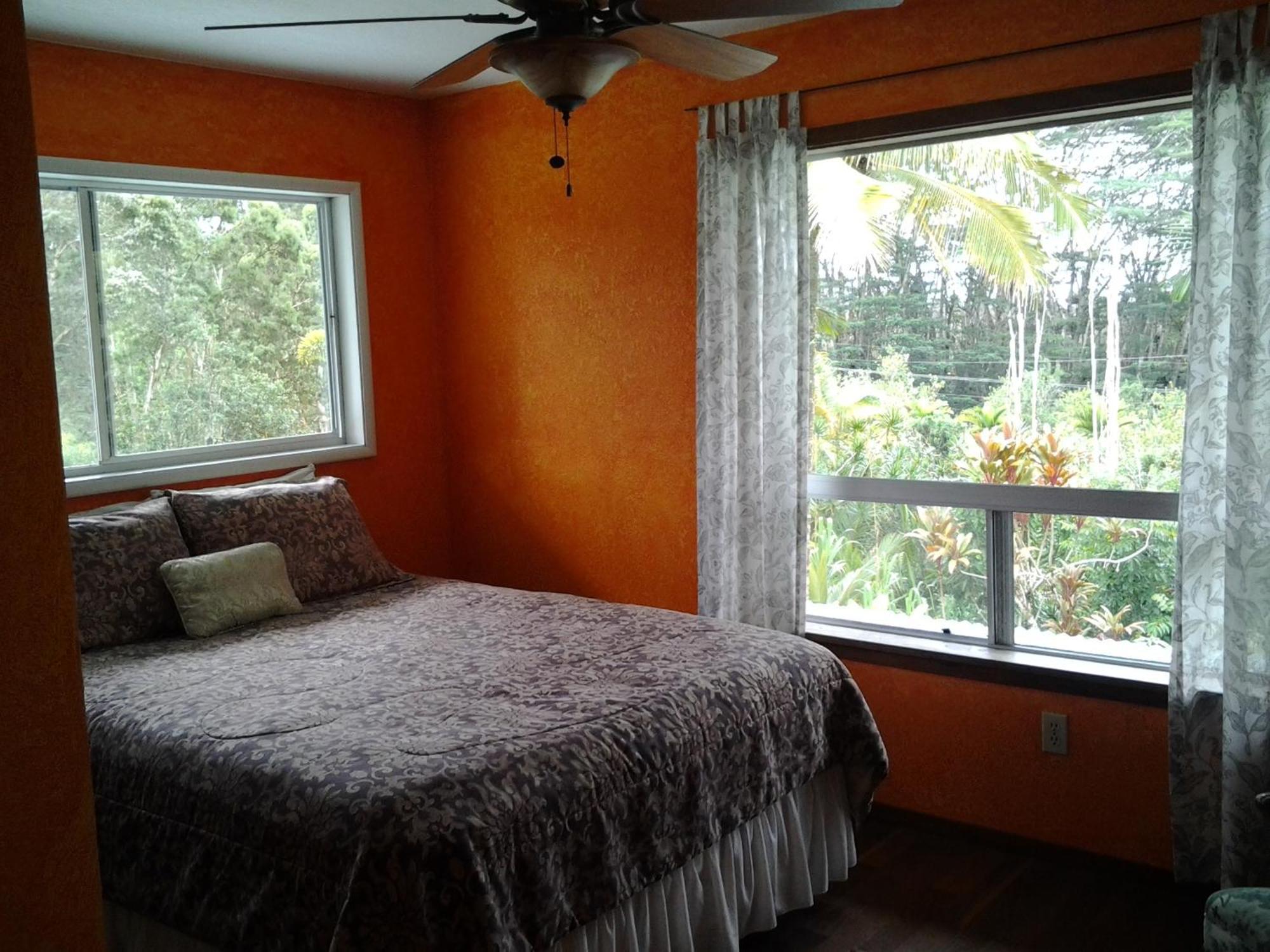 Lava Tree Tropic Inn Pahoa Extérieur photo