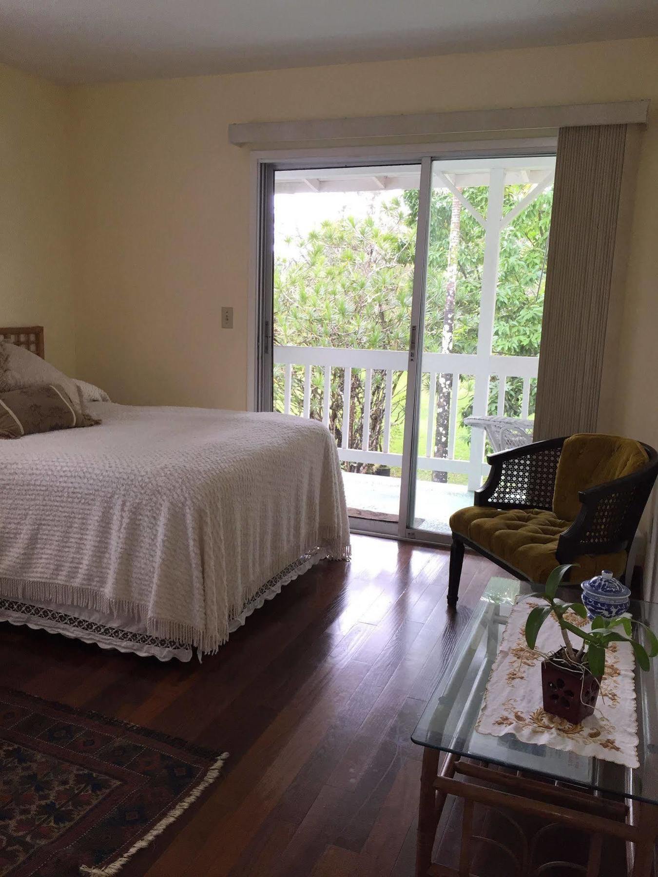 Lava Tree Tropic Inn Pahoa Extérieur photo